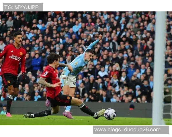 曼城与曼联补赛激战在即谁能在德比战中笑到最后